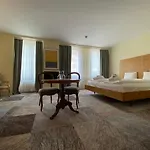 Hotel Thermal & Walliser Alpentherme Leukerbad