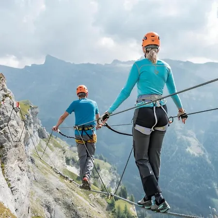 Thermal & Walliser Alpentherme Otel Leukerbad