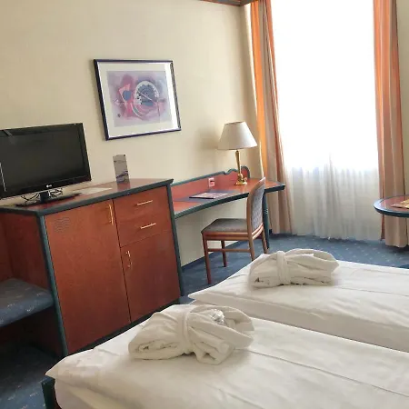 Hotel Thermal & Walliser Alpentherme Loèche-les-Bains