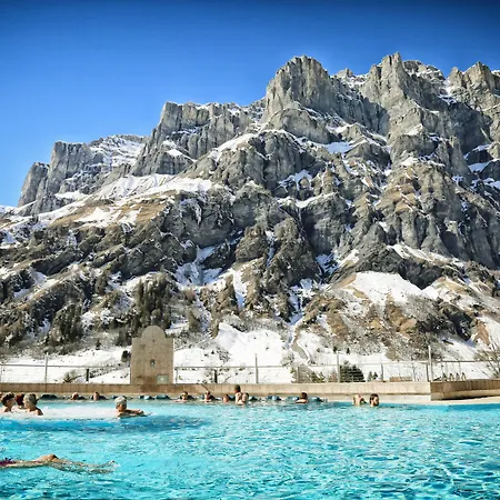 Thermal & Walliser Alpentherme Otel Leukerbad